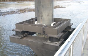 O2 pontoon Pile Guide
