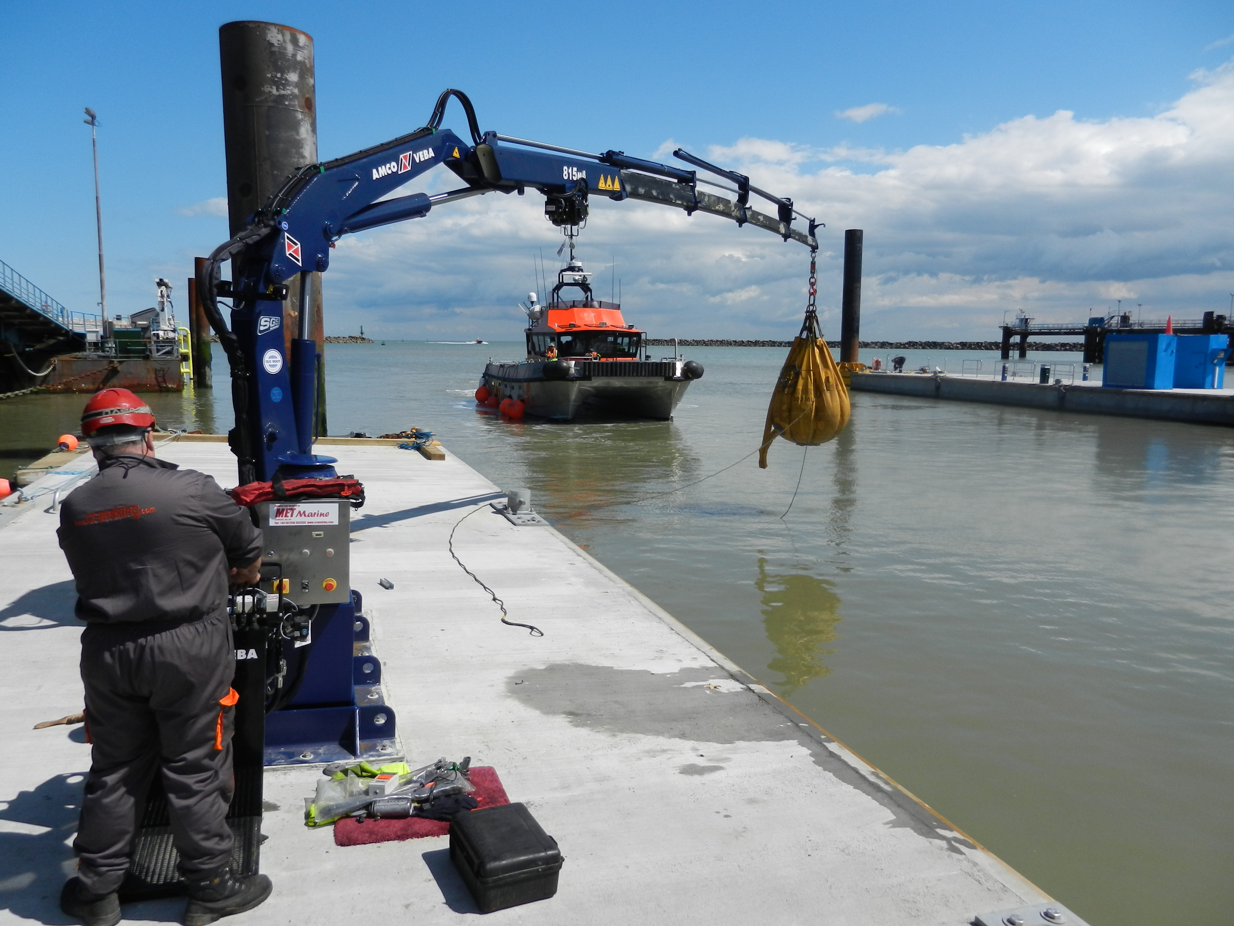 Testing the crane on the 26 metre x 6 metre pontoon